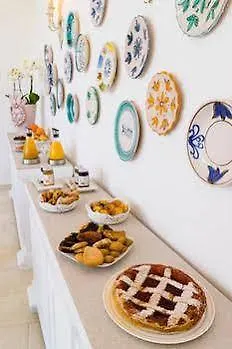 Sciccosa Bed & Breakfast 4*