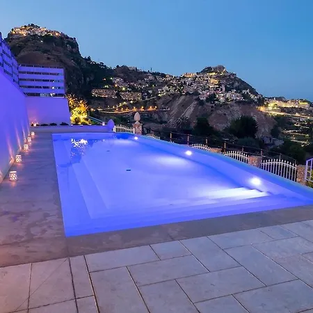 Sciccosa 2* Taormina