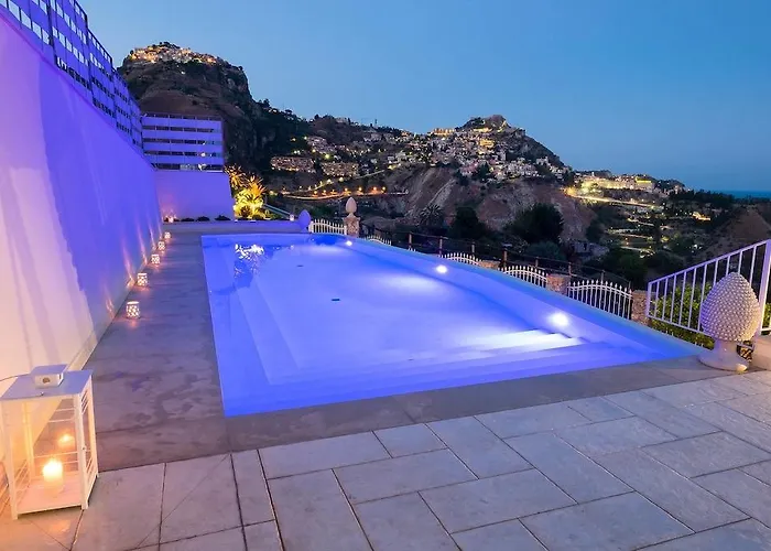 Sciccosa 4* Taormina